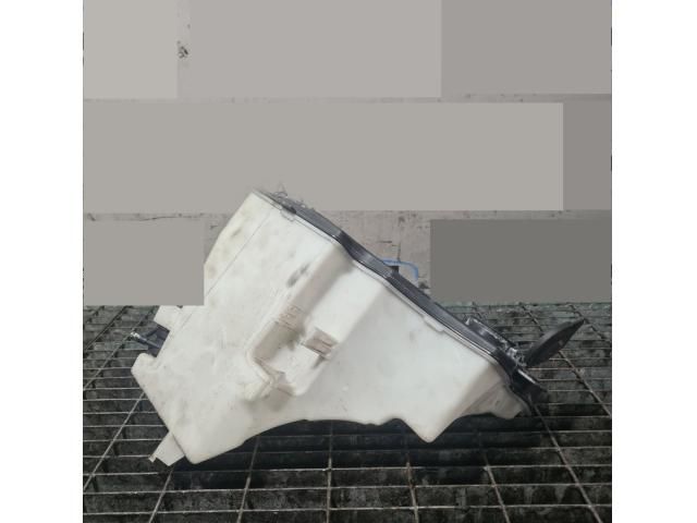 bontott BMW X3 Ablakmosó Tartály