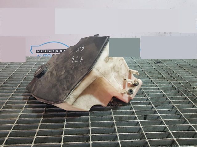 bontott BMW X3 Ablakmosó Tartály