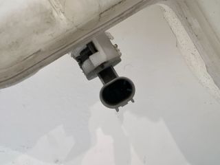 bontott BMW X3 Ablakmosó Tartály