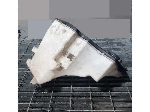 bontott BMW X3 Ablakmosó Tartály