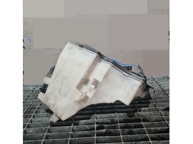 bontott BMW X3 Ablakmosó Tartály