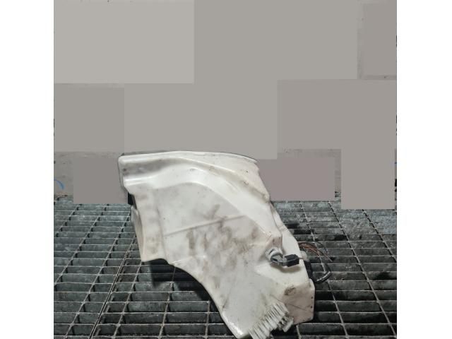 bontott BMW X3 Ablakmosó Tartály