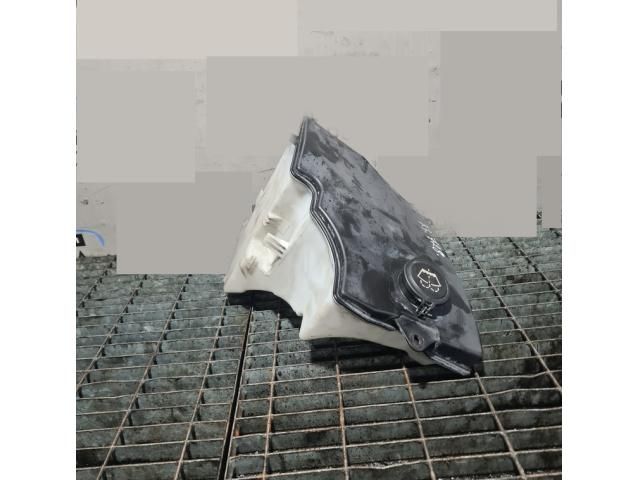 bontott BMW X3 Ablakmosó Tartály