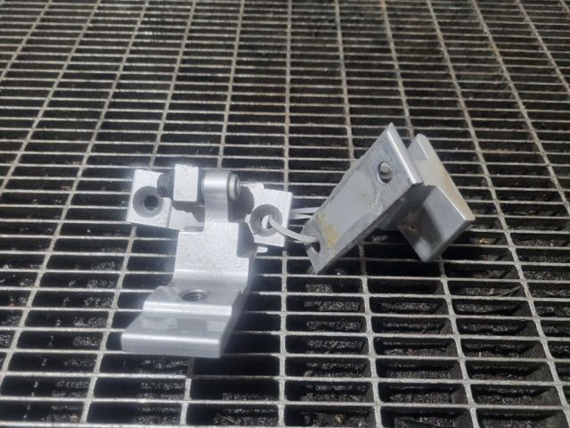 bontott BMW X3 Ajtó Zsanér (Pozíciófüggetlen)