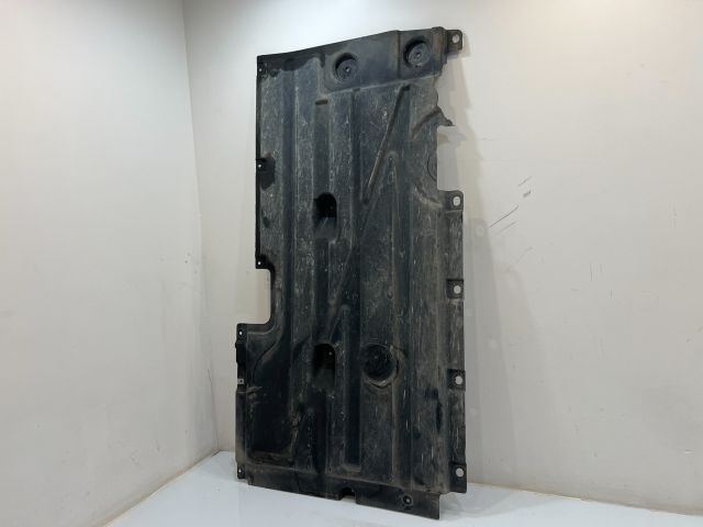 bontott BMW X3 Alsó Motorburkolat