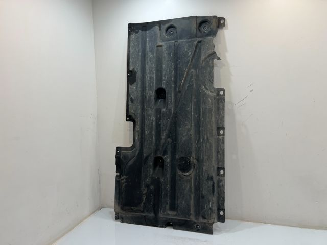 bontott BMW X3 Alsó Motorburkolat