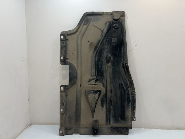 bontott BMW X3 Alsó Motorburkolat