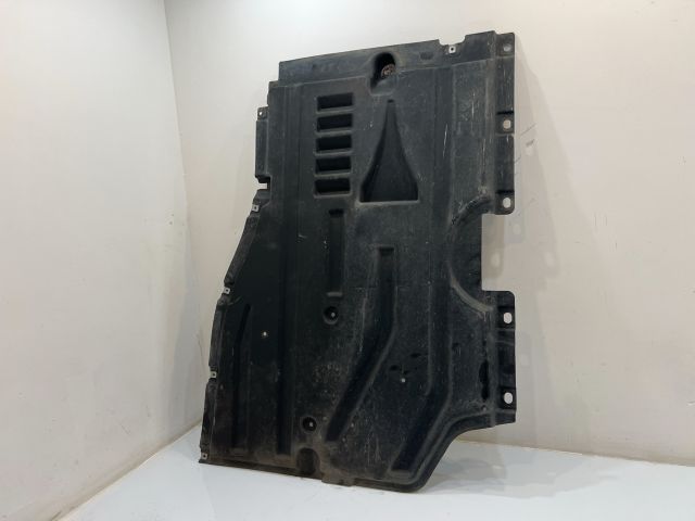 bontott BMW X3 Alsó Motorburkolat