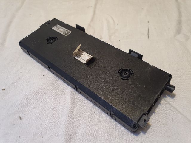 bontott BMW X3 Antenna Erősítő