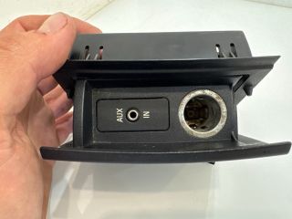 bontott BMW X3 AUX Csatlakozó