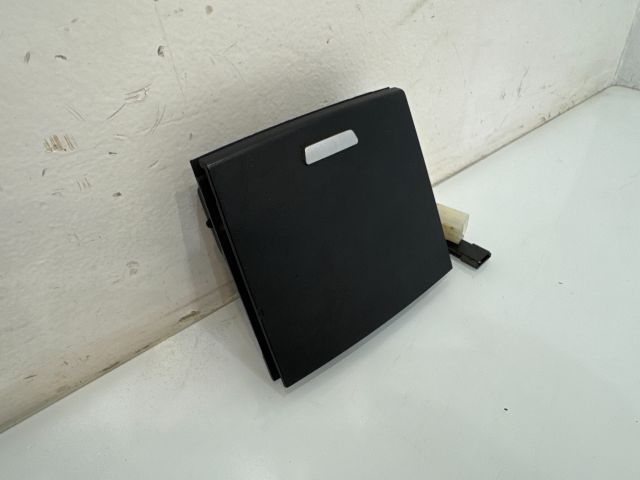 bontott BMW X3 AUX Csatlakozó