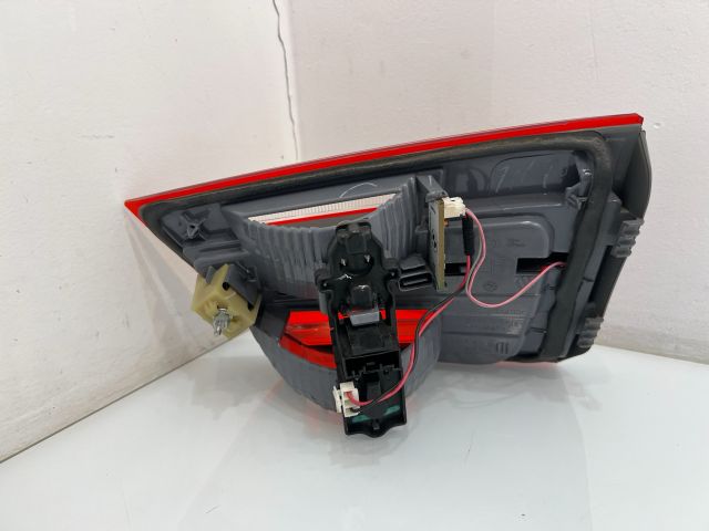 bontott BMW X3 Bal Belső Hátsó Lámpa