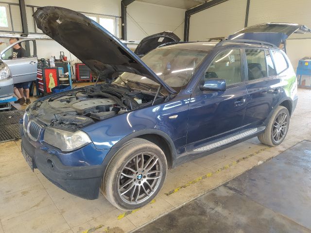 bontott BMW X3 Bal első Ajtó Kárpit