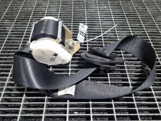 bontott BMW X3 Bal első Biztonsági Öv