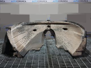 bontott BMW X3 Bal első Dobbetét (Kerékjárati, Műanyag)