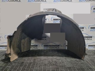 bontott BMW X3 Bal első Dobbetét (Kerékjárati, Műanyag)