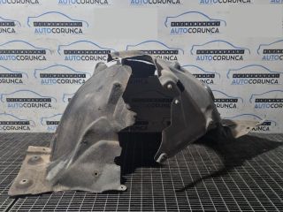 bontott BMW X3 Bal első Dobbetét (Kerékjárati, Műanyag)