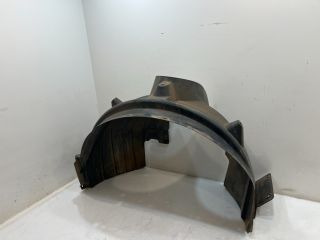 bontott BMW X3 Bal első Dobbetét (Kerékjárati, Műanyag)