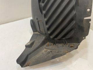 bontott BMW X3 Bal első Első Dobbetét (Kerékjárati, Műanyag)