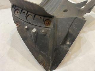 bontott BMW X3 Bal első Első Dobbetét (Kerékjárati, Műanyag)