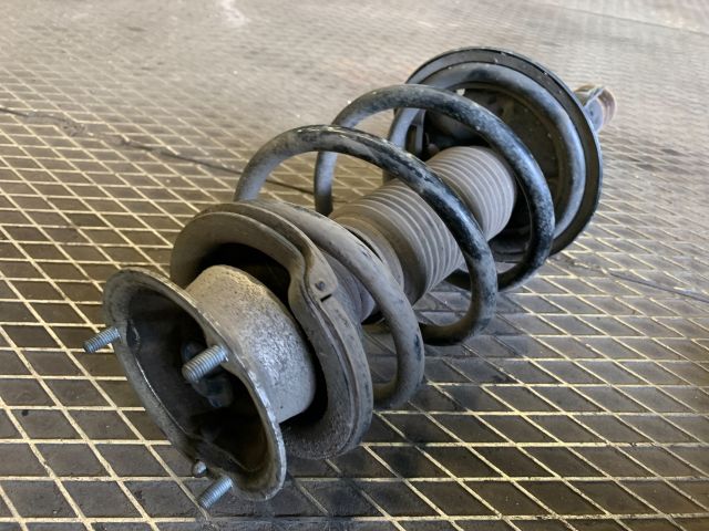 bontott BMW X3 Bal első Gólyaláb (Lengécsillapító, Rugó)