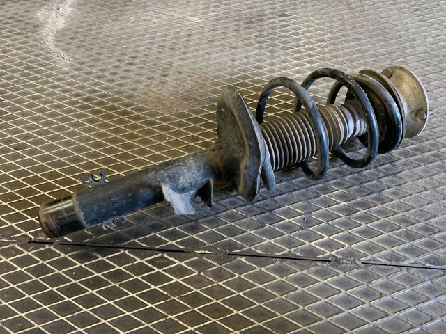 bontott BMW X3 Bal első Gólyaláb (Lengécsillapító, Rugó)