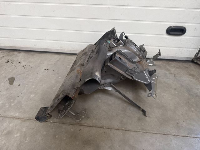 bontott BMW X3 Bal első Hossznyúlvány