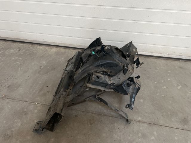 bontott BMW X3 Bal első Hossznyúlvány