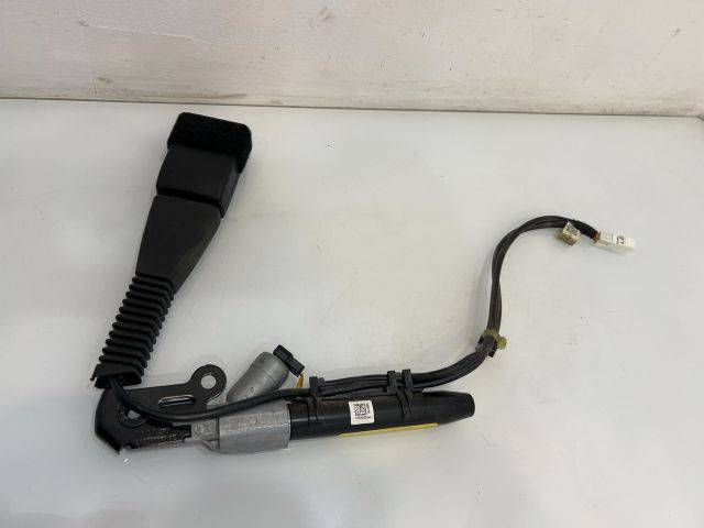 bontott BMW X3 Bal első Övfeszítő