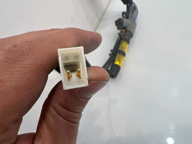 bontott BMW X3 Bal első Övfeszítő