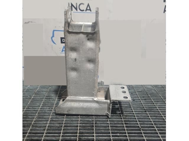 bontott BMW X3 Bal első Ütközéscsillapító