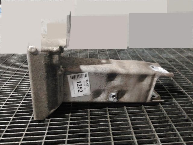 bontott BMW X3 Bal első Ütközéscsillapító