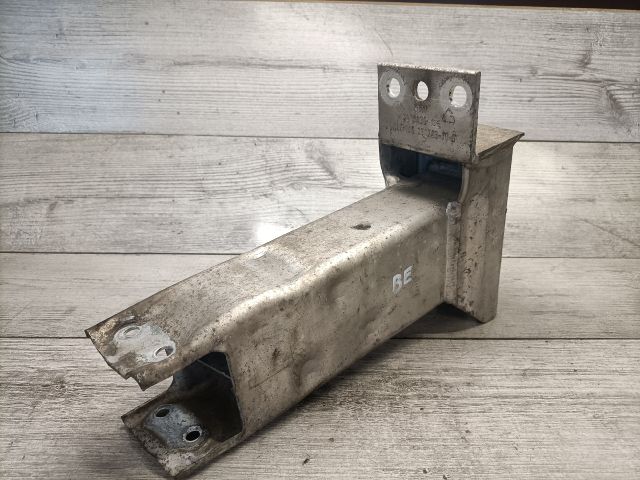 bontott BMW X3 Bal első Ütközéscsillapító