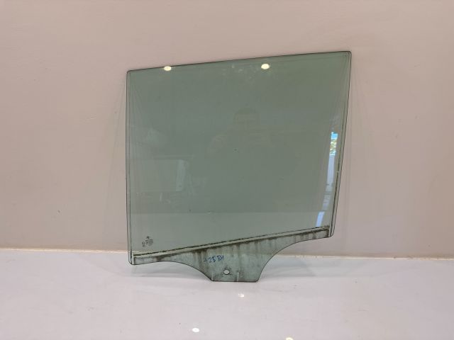 bontott BMW X3 Bal hátsó Ablak