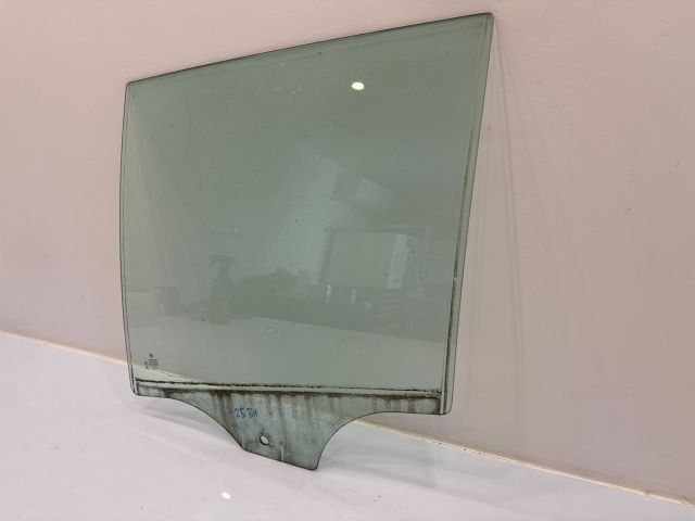 bontott BMW X3 Bal hátsó Ablak