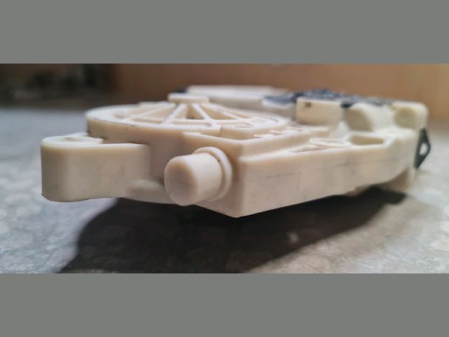 bontott BMW X3 Bal hátsó Ablakemelő Motor