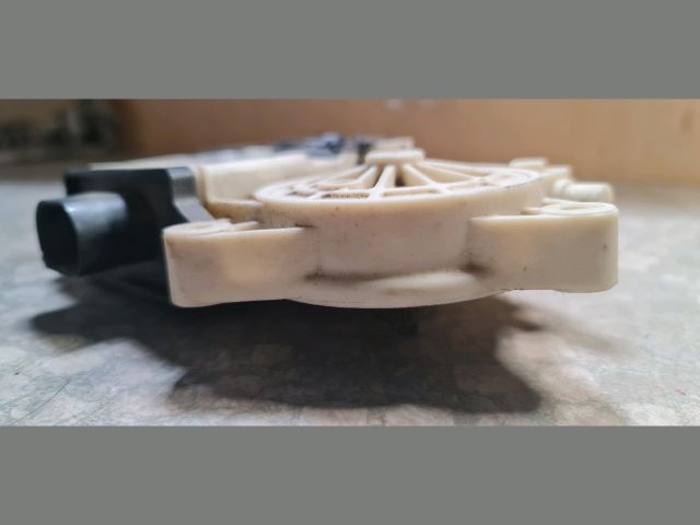 bontott BMW X3 Bal hátsó Ablakemelő Motor