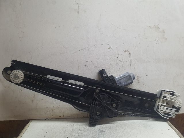 bontott BMW X3 Bal hátsó Ablakemelő Szerkezet (Elektromos)