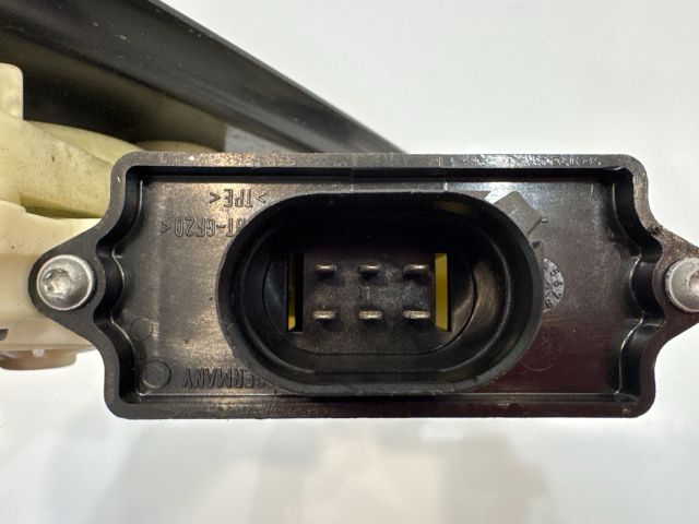 bontott BMW X3 Bal hátsó Ablakemelő Szerkezet (Elektromos)