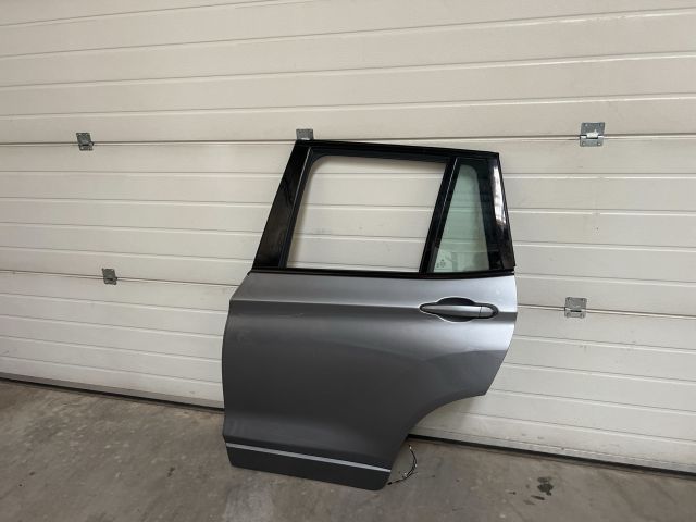 bontott BMW X3 Bal hátsó Ajtó (Részeivel)