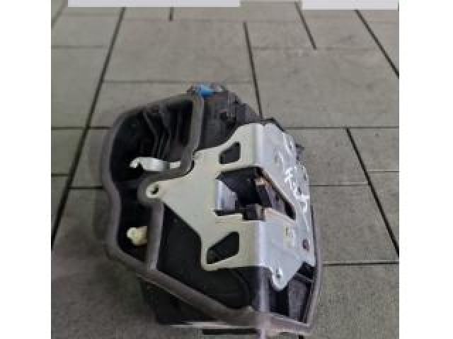 bontott BMW X3 Bal hátsó Ajtózár