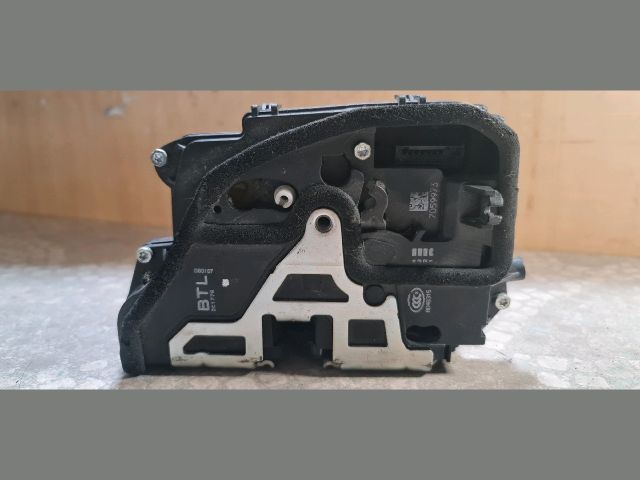 bontott BMW X3 Bal hátsó Ajtózár