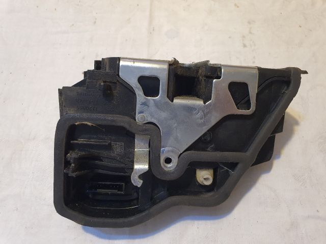 bontott BMW X3 Bal hátsó Ajtózár