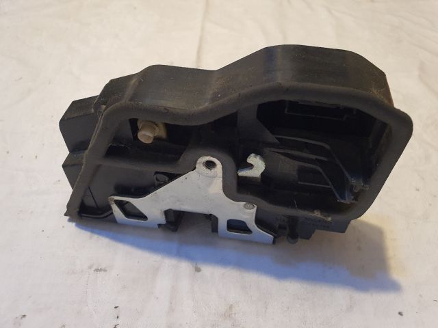 bontott BMW X3 Bal hátsó Ajtózár