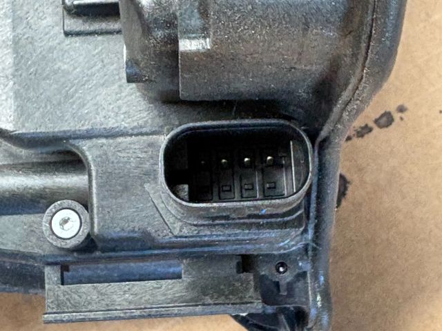 bontott BMW X3 Bal hátsó Ajtózár