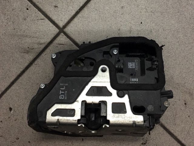 bontott BMW X3 Bal hátsó Ajtózár