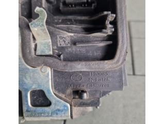 bontott BMW X3 Bal hátsó Ajtózár