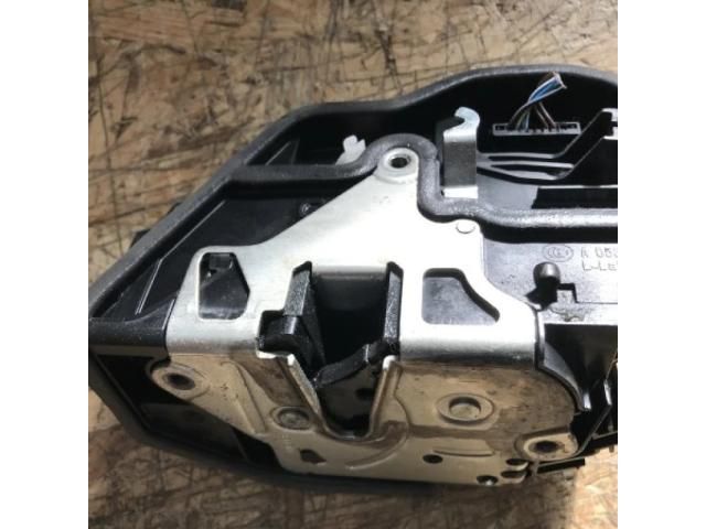 bontott BMW X3 Bal hátsó Ajtózár