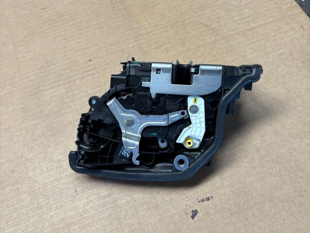 bontott BMW X3 Bal hátsó Ajtózár