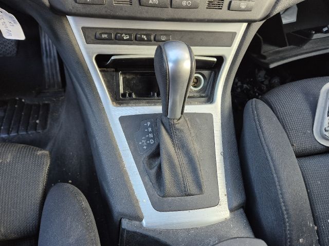 bontott BMW X3 Bal hátsó Csonkállvány Kerékaggyal